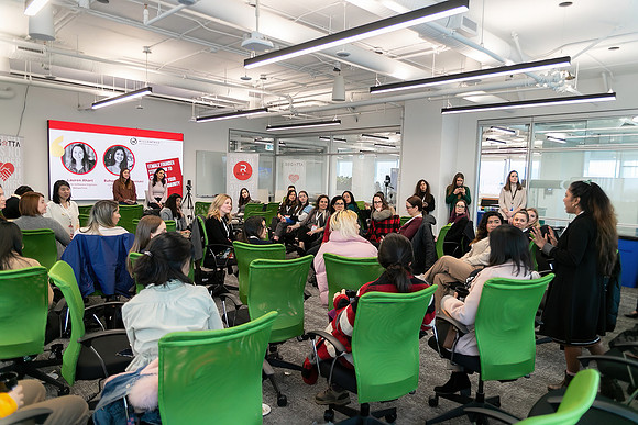 Female Founder Story-16