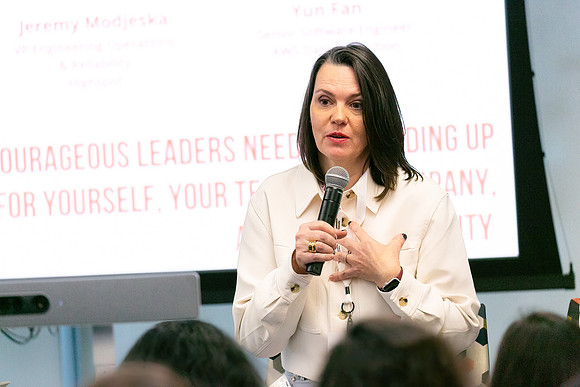 Courageous Leaders Needed-381
