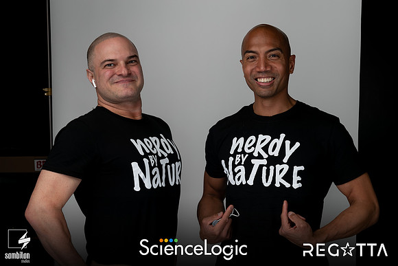 Get Your LI Headshot — Supported by ScienceLogic-60