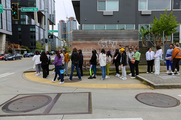 Crunch & Brunch x Loop Walking Club-73