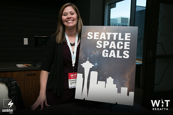 2 -SEATTLE SPACE GIRLS - Wit Booths - SOMBILON STUDIOS-3