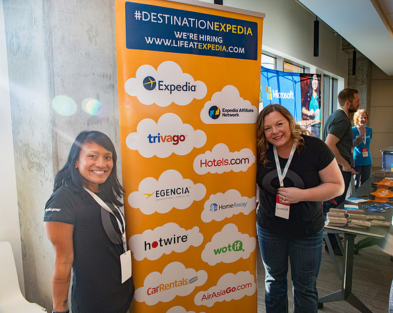 2 - Expedia - WIT Booths - SOMBILON STUDIOS-3