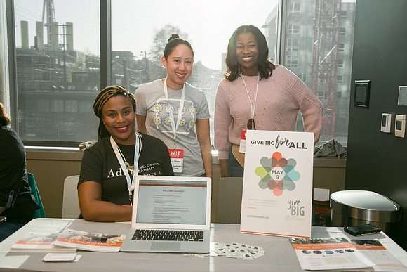 2 - GiveBig - WIT Booths - SOMBILON STUDIOS-3