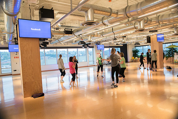 RISE + SHINE - Energy + Health + Yoga + Music #SEAWIT18-17