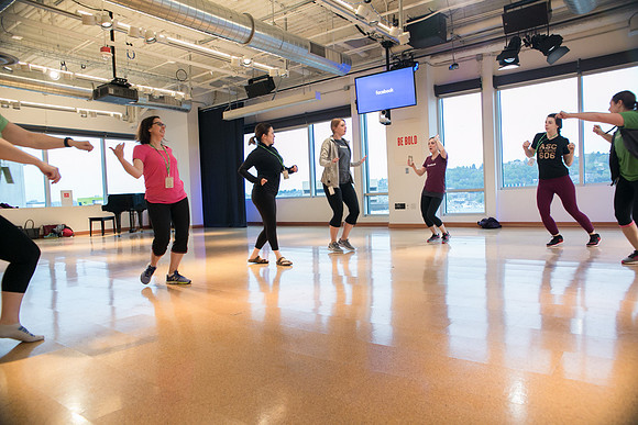 RISE + SHINE - Energy + Health + Yoga + Music #SEAWIT18-33
