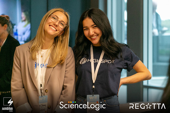 Get Social and Be Bold with ScienceLogic — Happy Hour + LI Headshot Studio-100