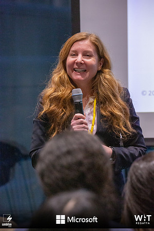Pitch Night-Batten the Hatches - #VANWIT19-40328