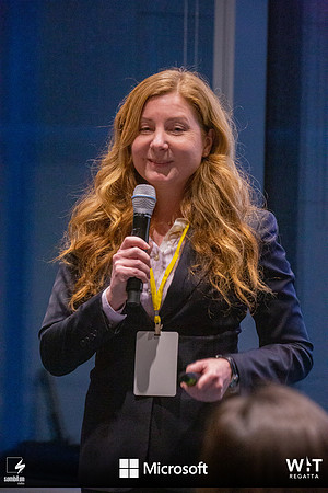 Pitch Night-Batten the Hatches - #VANWIT19-40347
