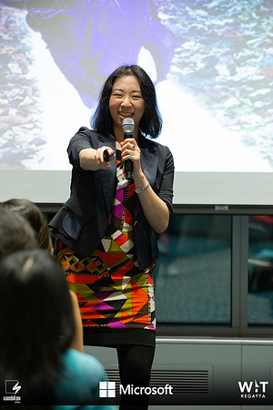 Pitch Night-Batten the Hatches - #VANWIT19-40515