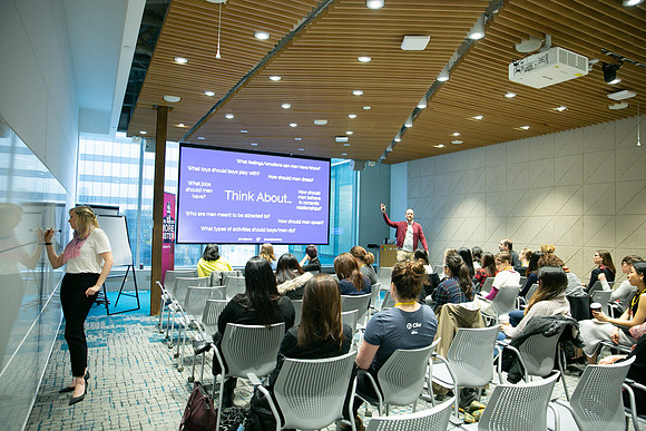 Shifting the Culture In a Male-Dominated Industry - #VANWIT19-4666
