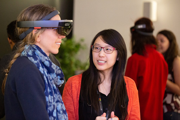Experience a new reality - #VANWIT19-25577