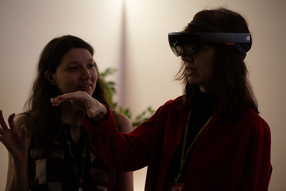 Experience a new reality - #VANWIT19-25604