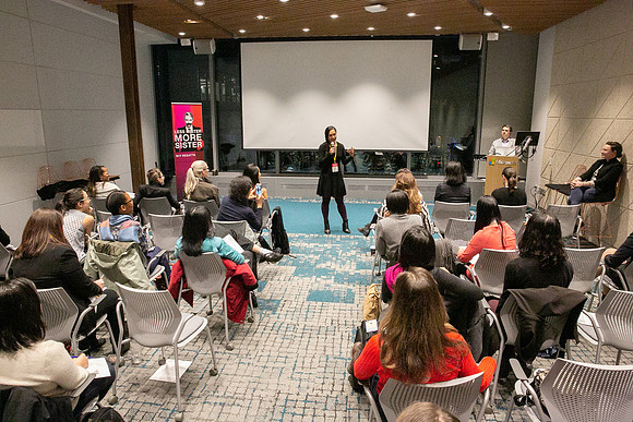 Pitch Night-Batten the Hatches - #VANWIT19-4973