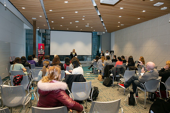Pitch Night-Batten the Hatches - #VANWIT19-4864