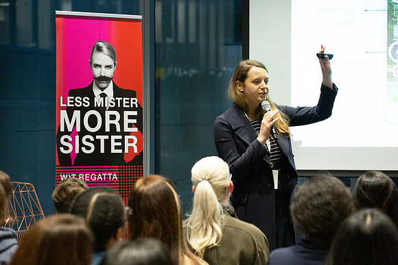 Pitch Night-Batten the Hatches - #VANWIT19-40432