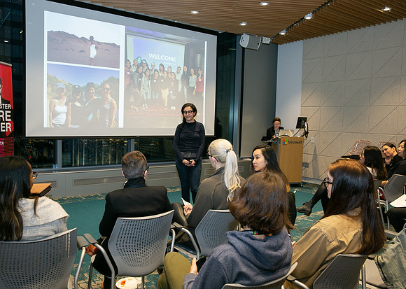 Pitch Night-Batten the Hatches - #VANWIT19-4901