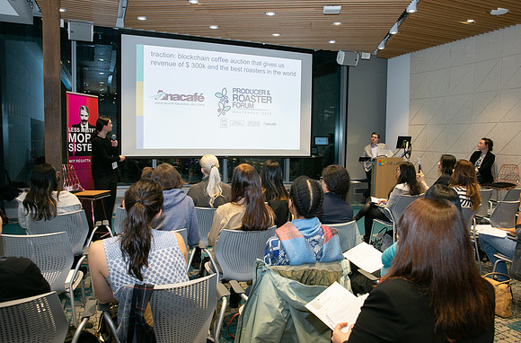 Pitch Night-Batten the Hatches - #VANWIT19-4914