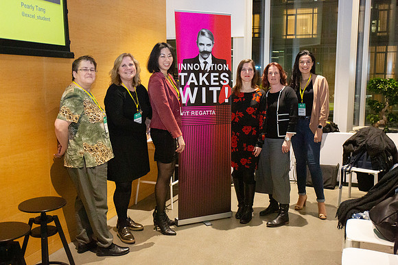 The Right Crew - #VANWIT19-30312