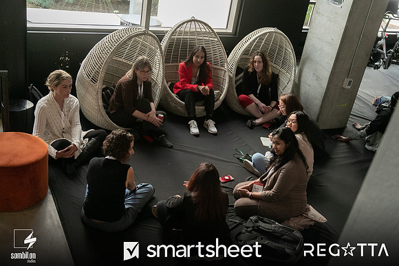 What is the Secret to Acceleration in a Hybrid World - Smartsheet-52