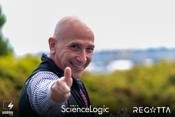 Get Social and Be Bold with ScienceLogic — Happy Hour + LI Headshot Studio-101