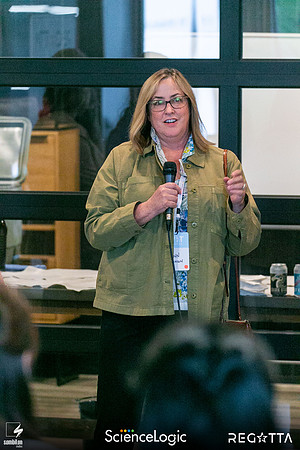 Get Social and Be Bold with ScienceLogic — Happy Hour + LI Headshot Studio-52