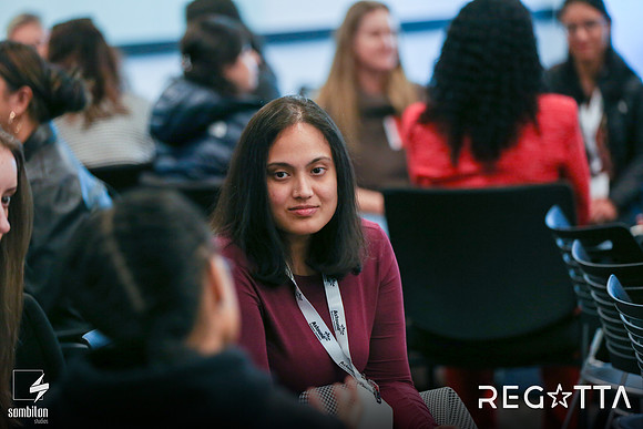 Glow Up Your Job Search - Stand Out to Recruiters-30