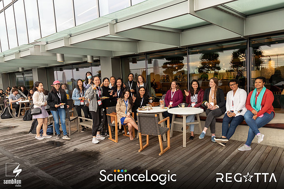Get Social and Be Bold with ScienceLogic — Happy Hour + LI Headshot Studio-94