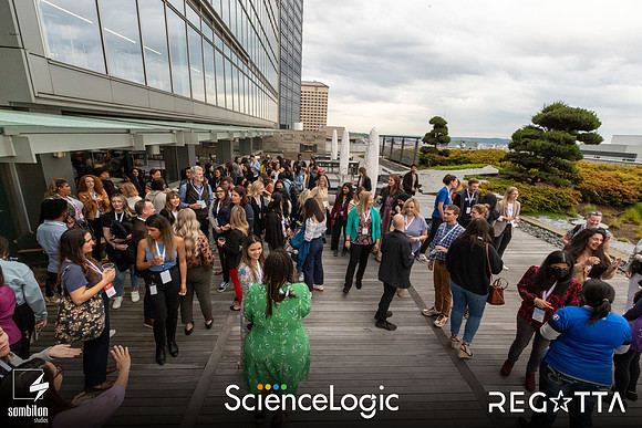 Get Social and Be Bold with ScienceLogic — Happy Hour + LI Headshot Studio-117